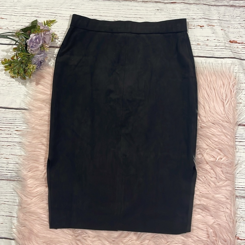 Aritzia Wilfred Free Lis Suede Pencil Midi Skirt